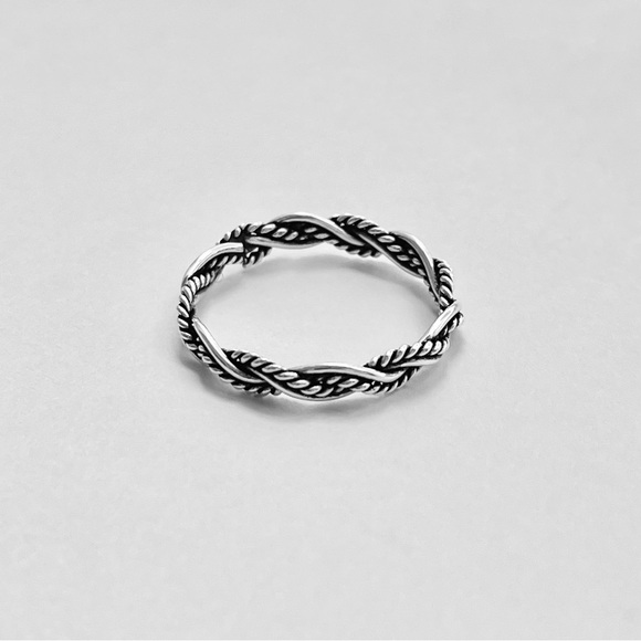 Sterling Silver Unisex Twisted Rope Ring, Silver Band, Braid Rings, Stackable - Picture 3 of 13